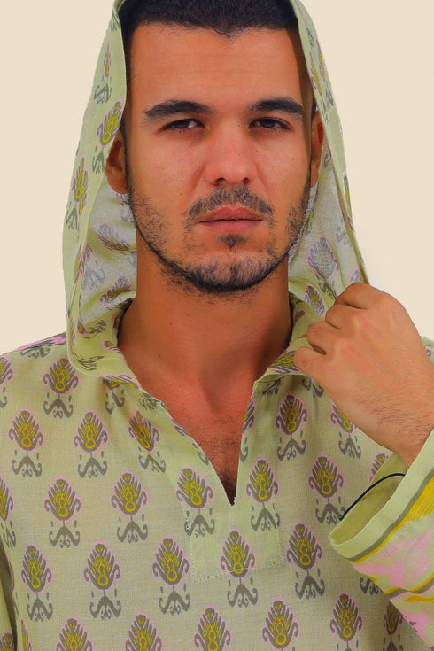 Shirt in printed cotton gauze with hoodie